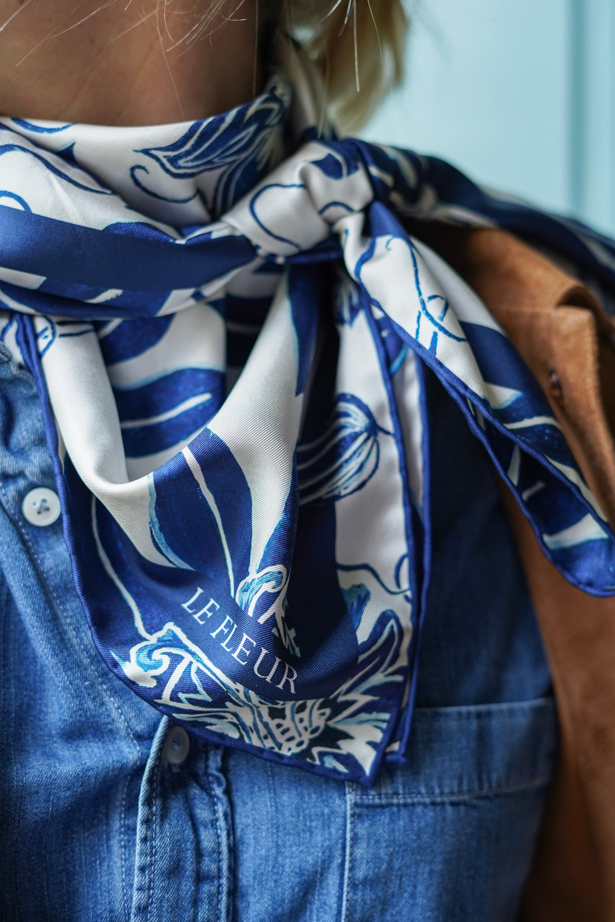 Lapis Passion Flower - Grand Foulard