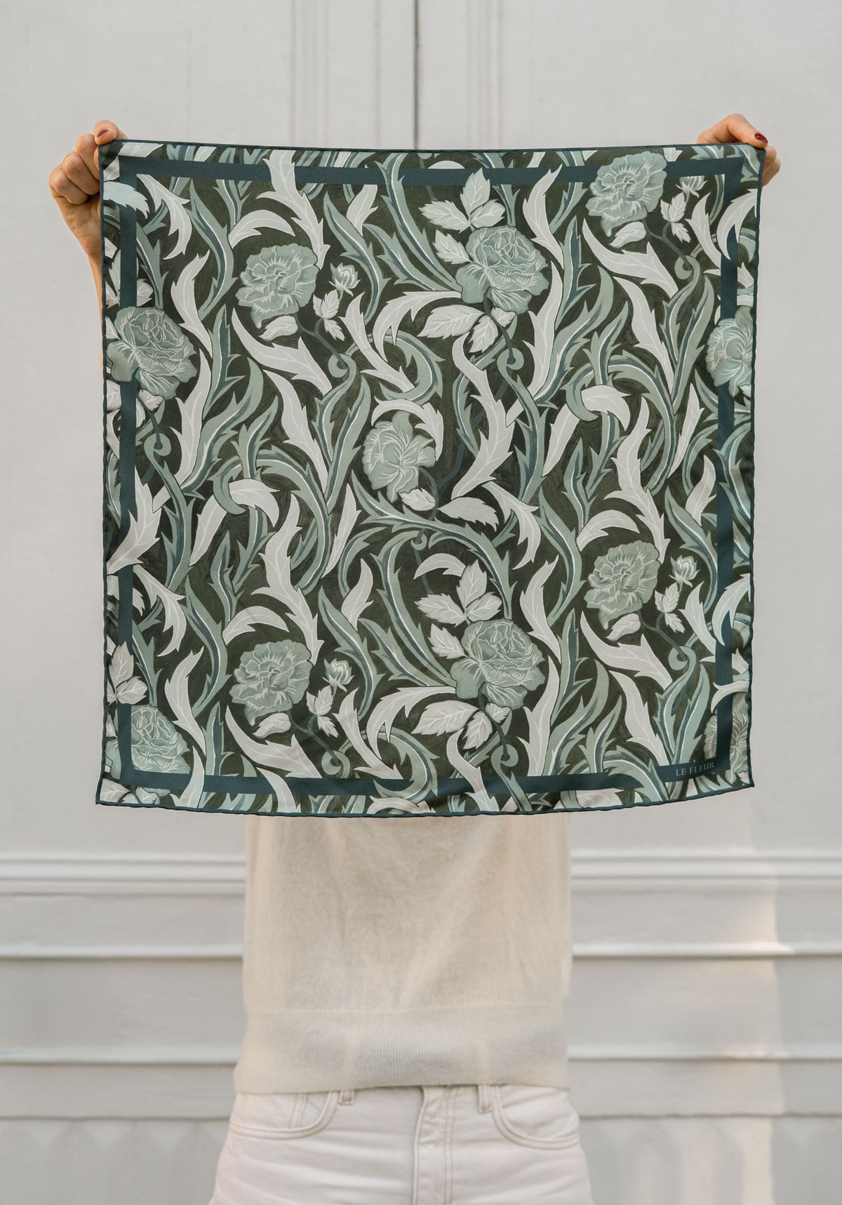 Forest Roses - Petit Foulard